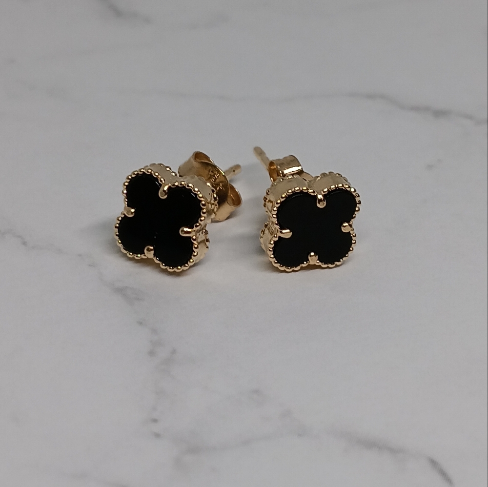 18K Yellow Gold Black Clover Stud Earrings 7mm Flower New Lightweight UNBRANDED